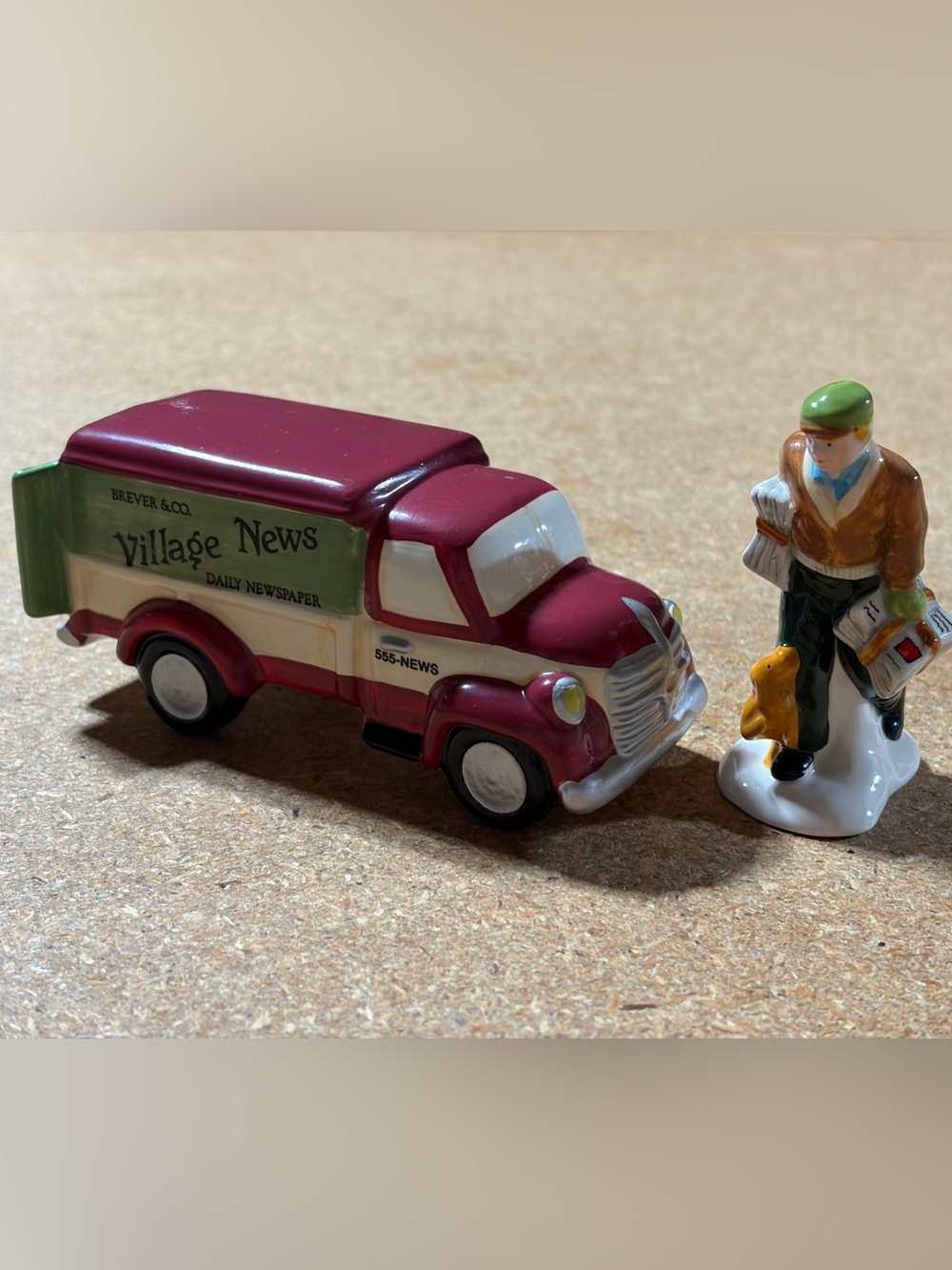 Department 56 Original Snow Village Village News Delivery Man Truck Figurines
